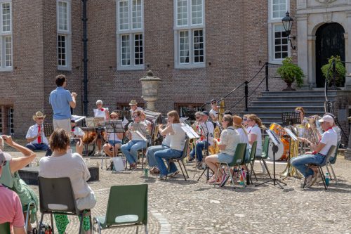 GJG_7006_copy_1069x712