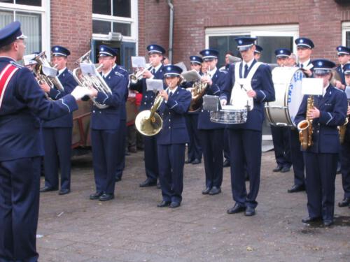 Ons Genoegen Renswoude neemt deel aan het marsconcours in Elst in 2006