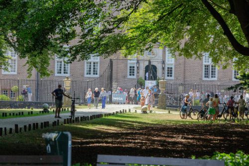 IMG_1778_copy_1069x712