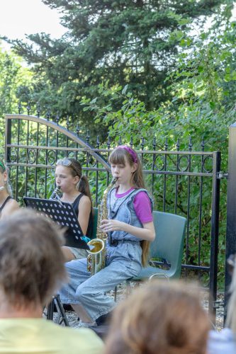 IMG_1786_copy_712x1069