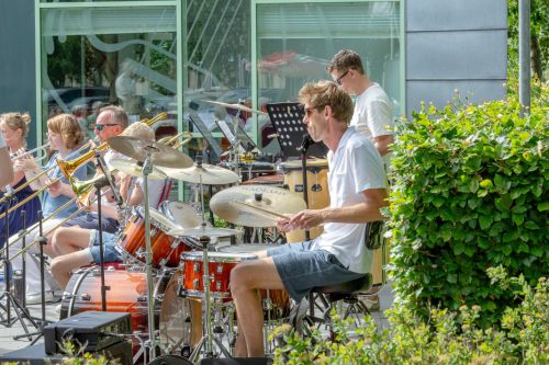 IMG_1823_copy_1069x712