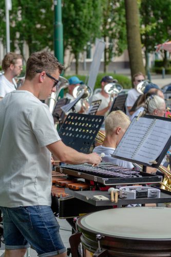 IMG_1956_copy_712x1069